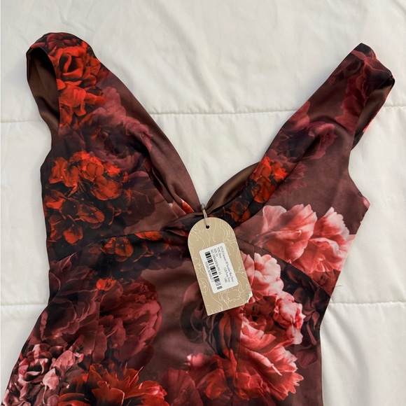 Meshki - Giavanni Off Shoulder Maxi Dress in Peony Pink - Picture 8 of 8